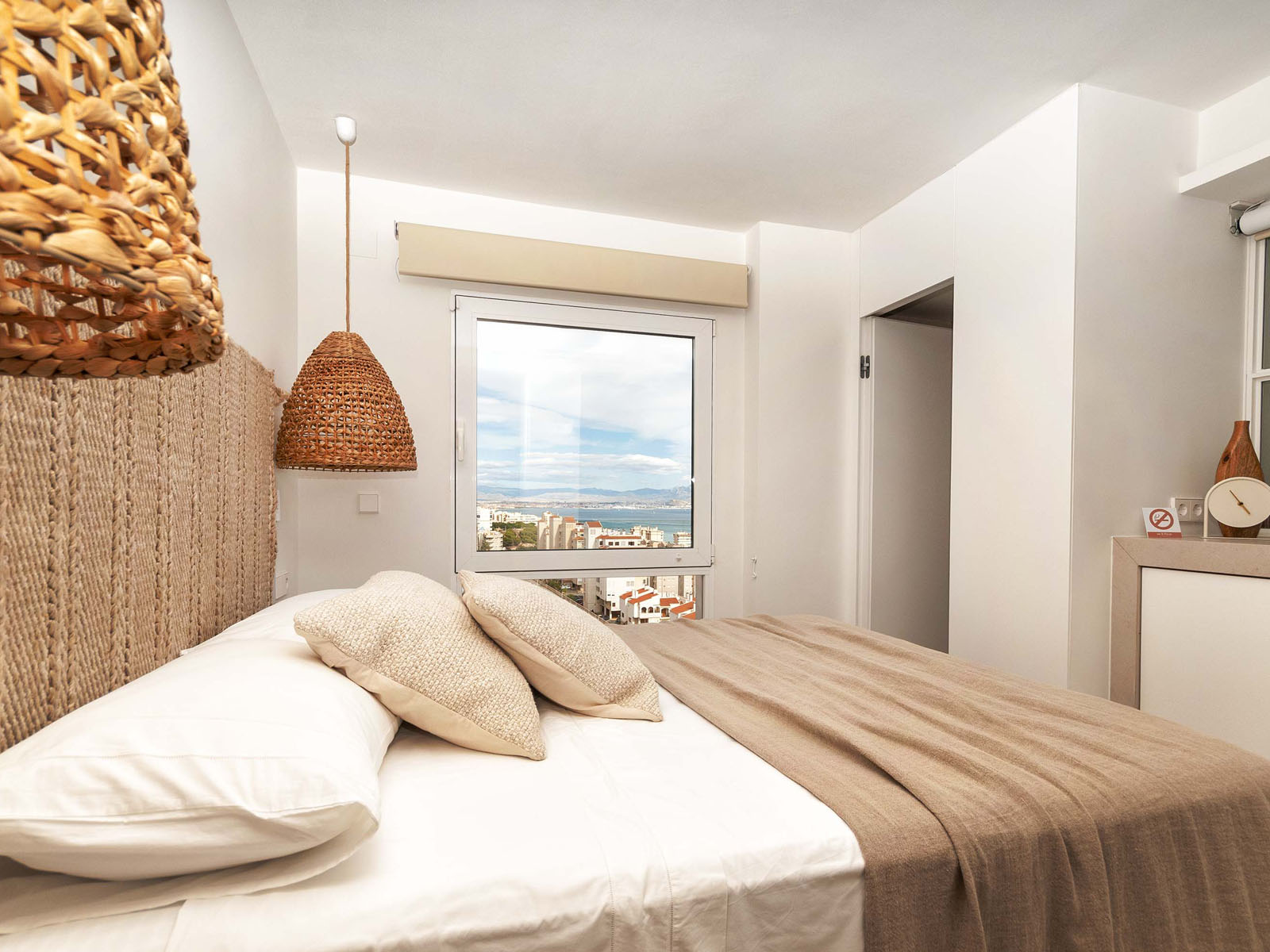 Dormitorio02